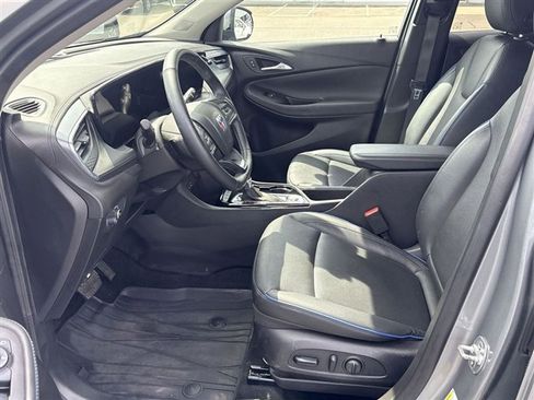 Used 2025 Buick Encore GX Sport Touring w/ Comfort Package AWD/4WD image 18