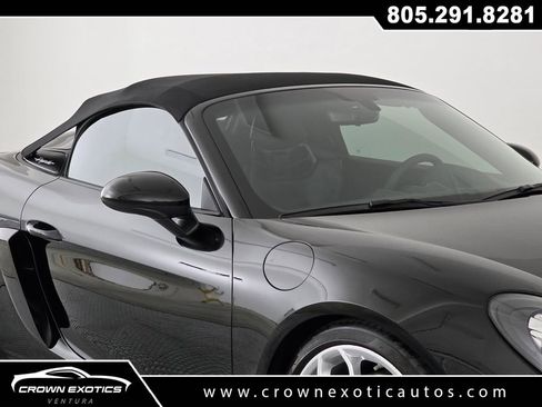 Used 2022 Porsche 718 Boxster Spyder RWD image 15