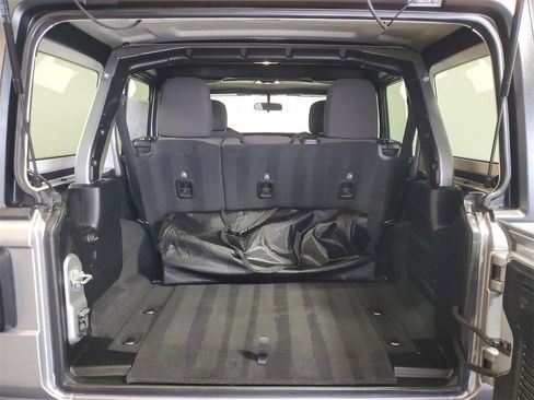 Used 2020 Jeep Wrangler Unlimited Sport image 23