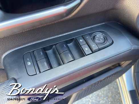 Used 2024 Toyota Tacoma 4x4 Double Cab image 10