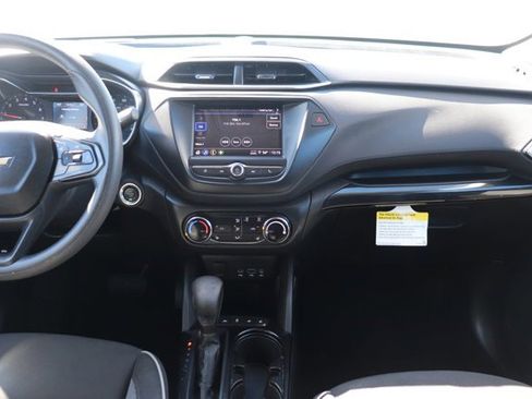 Used 2023 Chevrolet TrailBlazer LT image 13