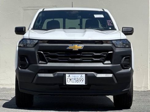 Used 2026 Chevrolet Colorado W/T w/ Advanced Trailering Package RWD image 9
