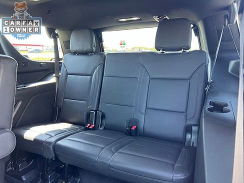 Used 2022 Chevrolet Tahoe LT w/ Luxury Package AWD/4WD image 24