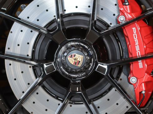 Certified 2025 Porsche 911 Targa 4 GTS AWD/4WD image 15