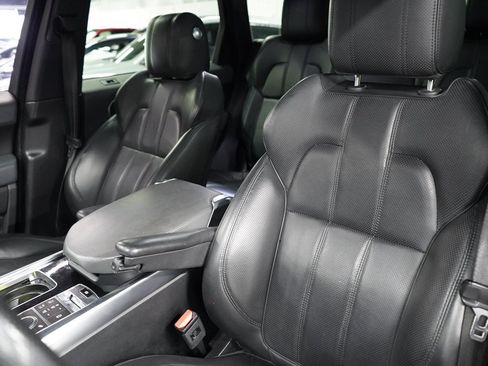 Used 2015 Land Rover Range Rover Sport HSE AWD/4WD image 12