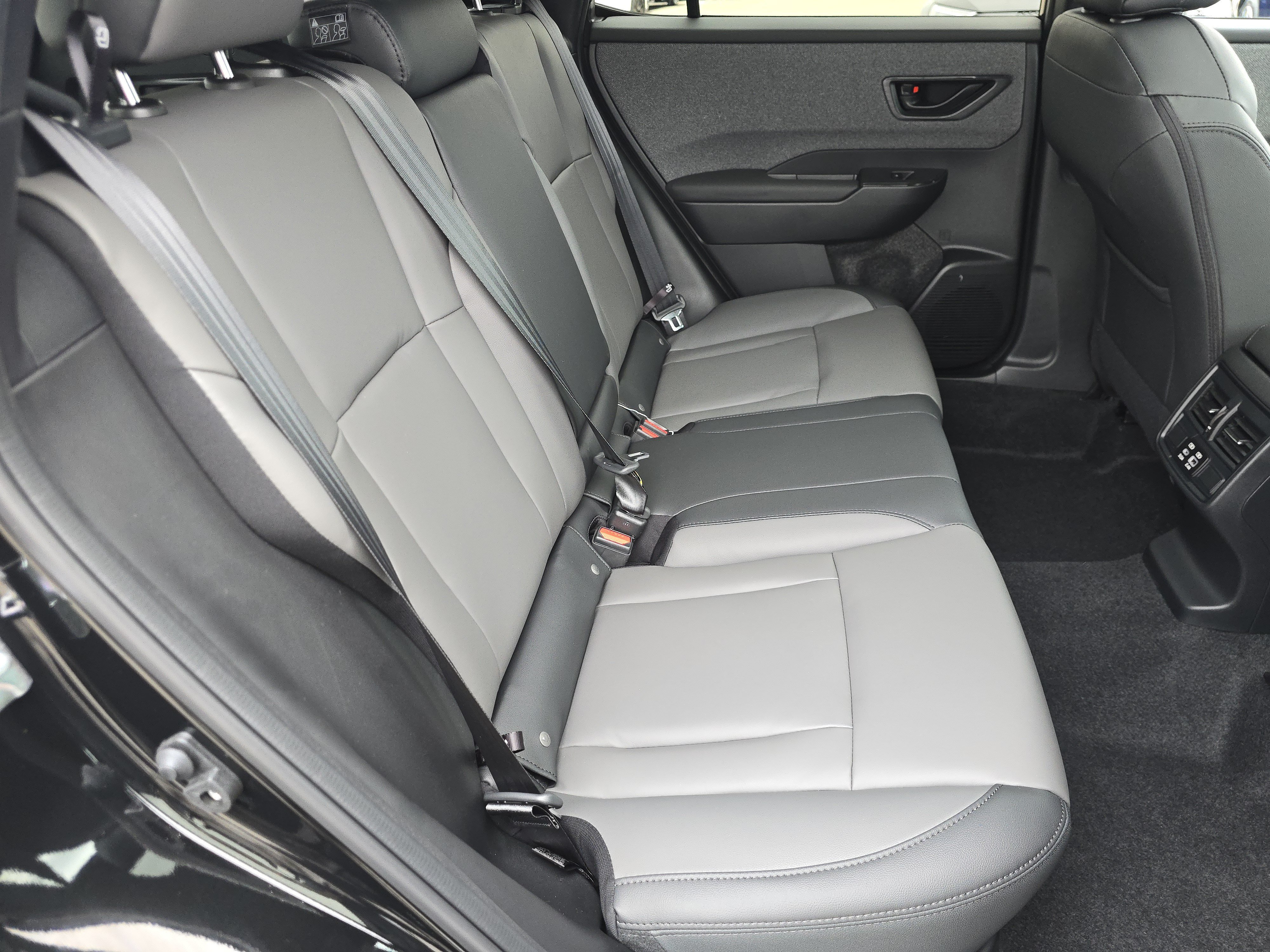 New 2026 Subaru Outback Premium AWD/4WD image 17
