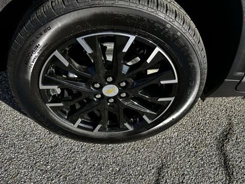New 2026 Chevrolet Traverse LT w/ Sun and Wheel Package image 8