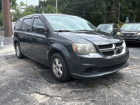 Used 2012 Dodge Grand Caravan SE FWD image 3
