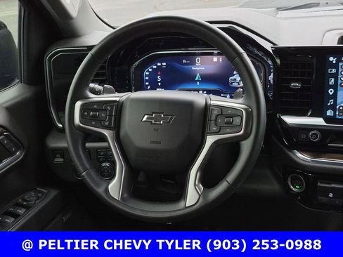 Used 2023 Chevrolet Silverado 1500 LT Trail Boss w/ LT Trail Boss Premium Package AWD/4WD image 41
