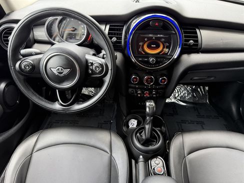Used 2018 MINI Cooper 4-Door Hardtop FWD image 20