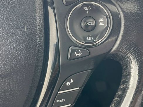 Used 2017 Honda Pilot Touring image 24