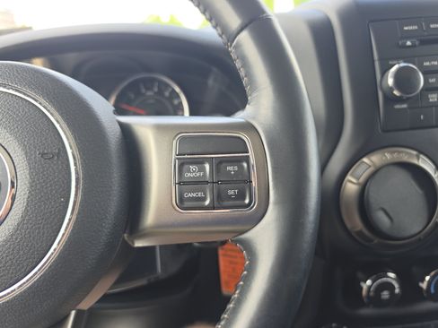Used 2018 Jeep Wrangler Unlimited Sport AWD/4WD image 20