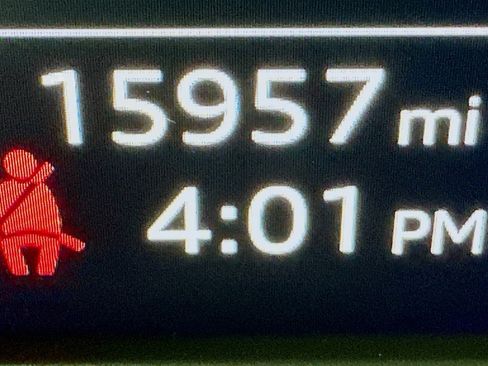 Used 2023 Audi Q5 e Premium Plus w/ Premium Plus Package image 20