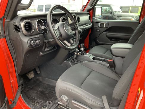 Used 2022 Jeep Wrangler Unlimited Sport image 23
