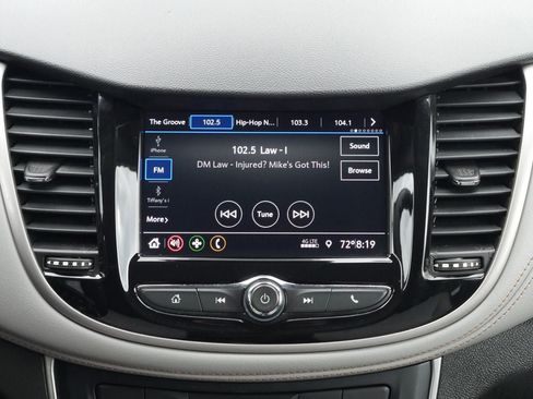 Used 2020 Chevrolet Trax LT FWD image 40