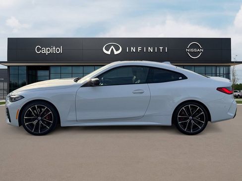 Used 2023 BMW M440i Coupe w/ Premium Package image 9