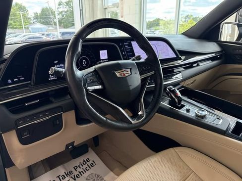 Certified 2023 Cadillac Escalade Premium Luxury AWD/4WD image 49