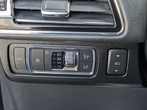 Used 2022 Lincoln Navigator Reserve image 24