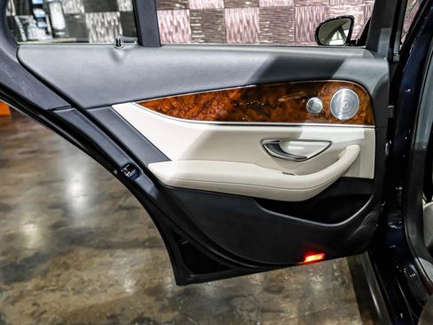 Used 2018 Mercedes-Benz E 300 image 48