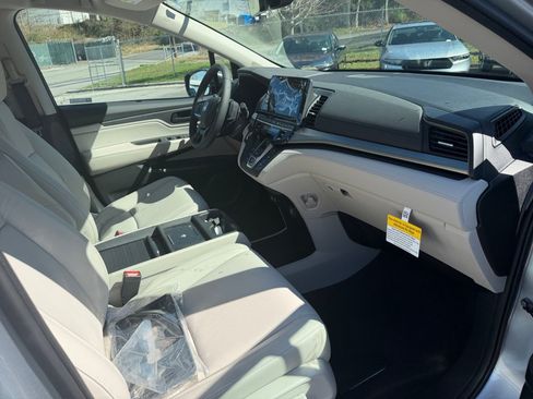 Used 2026 Honda Odyssey EX-L image 28