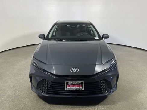 Used 2025 Toyota Camry LE FWD image 8