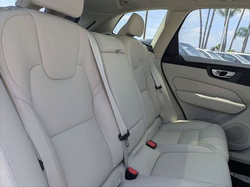 Used 2024 Volvo XC60 T8 Ultimate w/ Climate Package AWD/4WD image 23