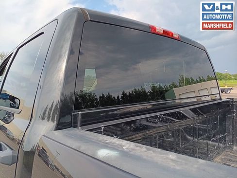 Used 2017 RAM 2500 Tradesman w/ Chrome Appearance Group AWD/4WD image 23