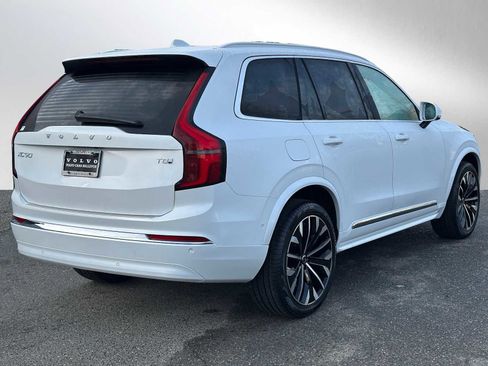 New 2026 Volvo XC90 T8 Plus image 3