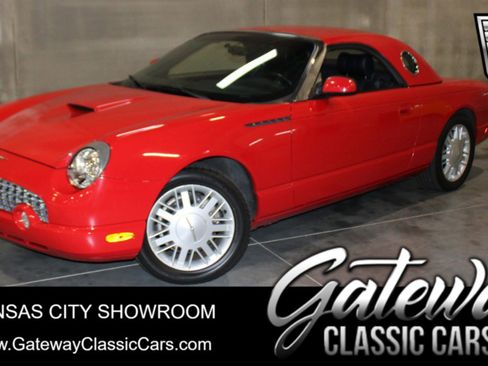 Used 2002 Ford Thunderbird image 1