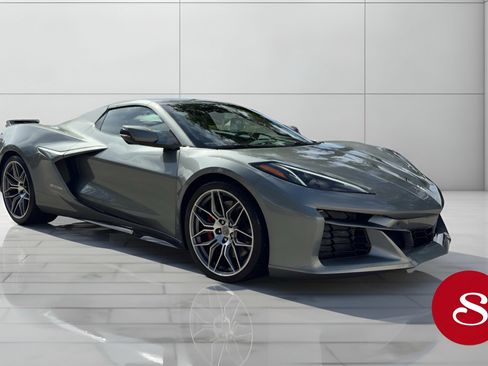 Used 2023 Chevrolet Corvette Z06 w/ Chrome Exterior Badge Package image 7