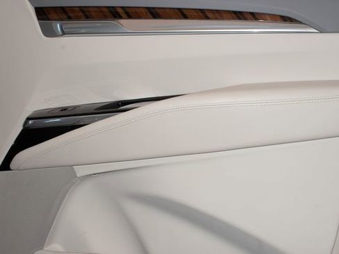 Used 2025 Cadillac Escalade ESV Sport Platinum w/ LPO, Floor Liner Package AWD/4WD image 11