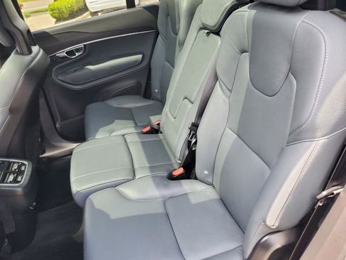 Used 2020 Volvo XC90 T6 Momentum w/ Protection Package AWD/4WD image 33