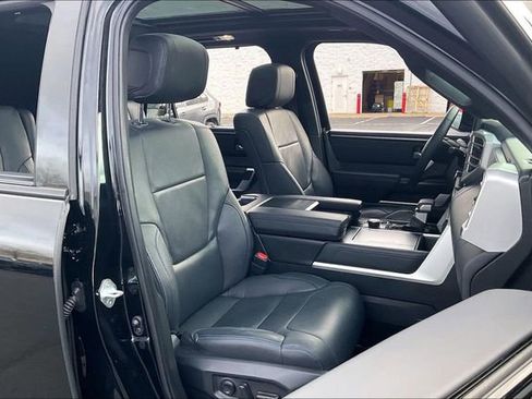 Used 2023 Toyota Sequoia Platinum image 7