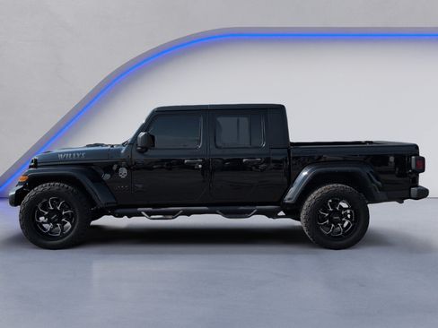 Used 2021 Jeep Gladiator Sport AWD/4WD image 3