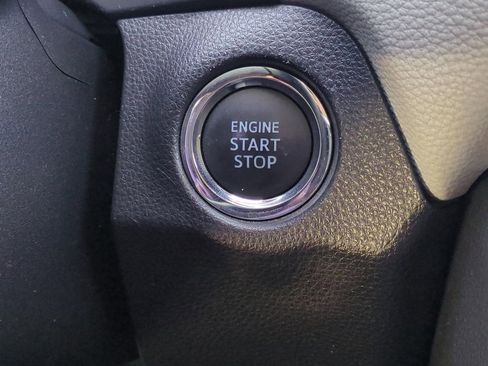 Used 2019 Toyota RAV4 XLE image 34