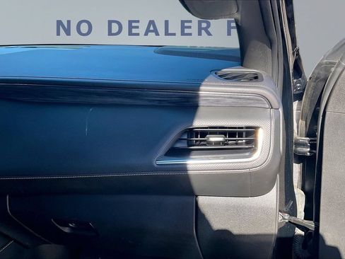 Used 2023 GMC Yukon SLT RWD image 27