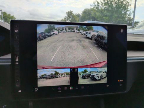 Used 2023 Tesla Model S AWD/4WD image 16