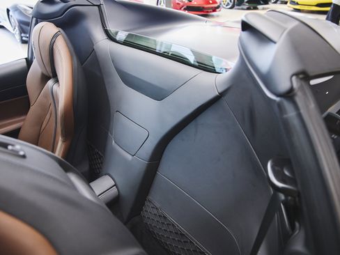 Used 2022 Ferrari 812 GTS image 20