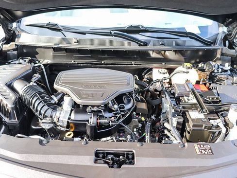 Used 2023 Cadillac XT6 Premium Luxury FWD image 33