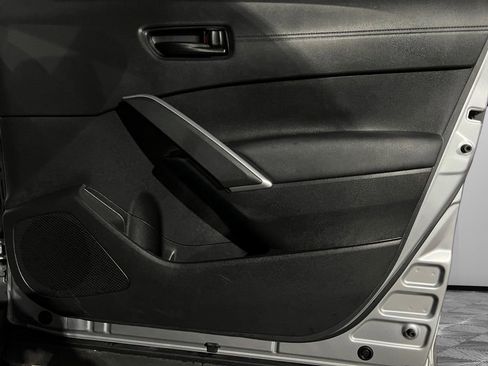 Used 2023 Toyota Corolla Cross LE image 13