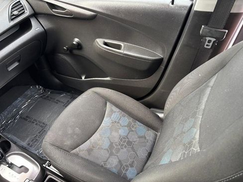 Used 2018 Chevrolet Spark LS image 17