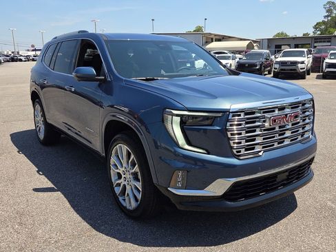 New 2026 GMC Acadia Denali w/ Super Cruise Package FWD image 16