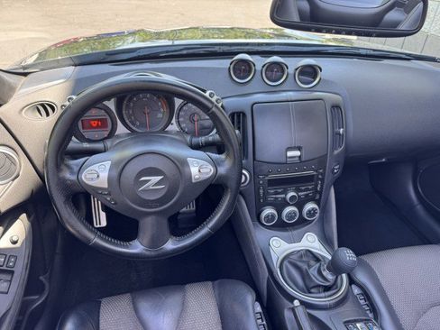 Used 2013 Nissan 370Z Touring RWD image 25