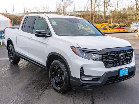 New 2026 Honda Ridgeline Black Edition image 4