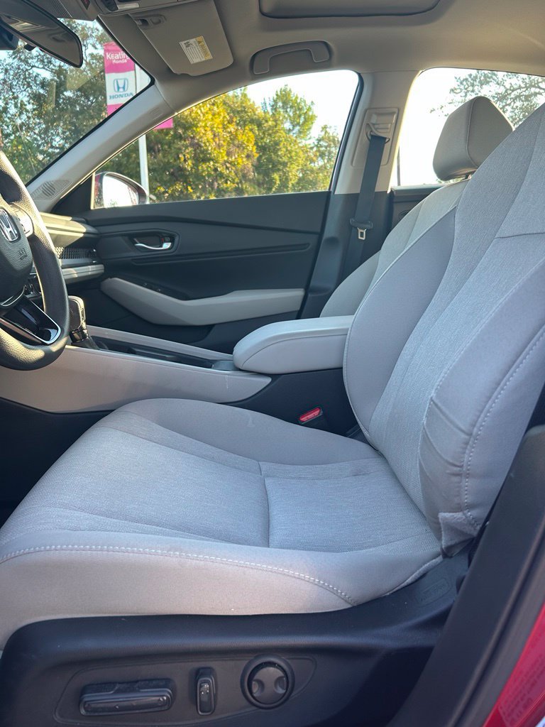 Used 2024 Honda Accord EX image 17