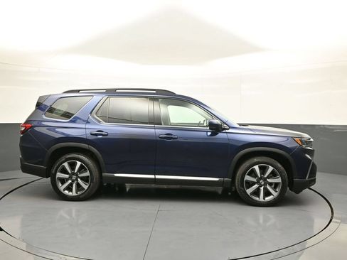 Certified 2024 Honda Pilot Touring image 5