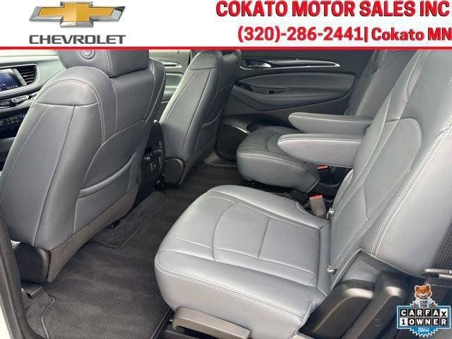 Used 2023 Buick Enclave Essence AWD/4WD image 11