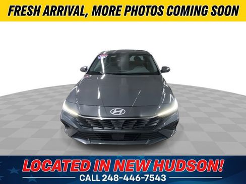 Used 2025 Hyundai Elantra SEL FWD image 5