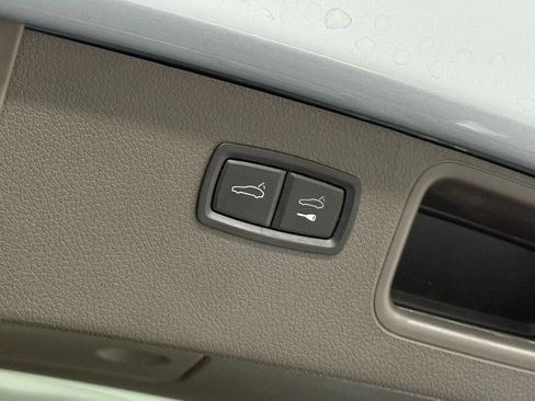 Used 2016 Porsche Macan S image 40