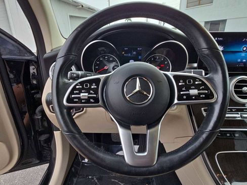 Used 2022 Mercedes-Benz GLC 300 4MATIC image 12